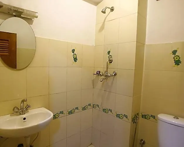 Nandini Hotel